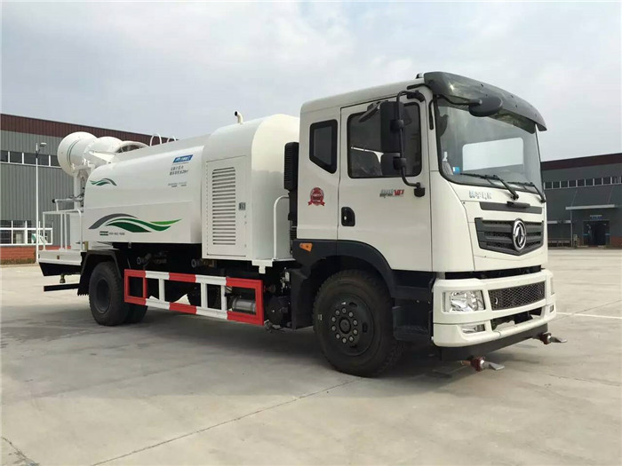 东风T5(16吨)喷雾洒水车