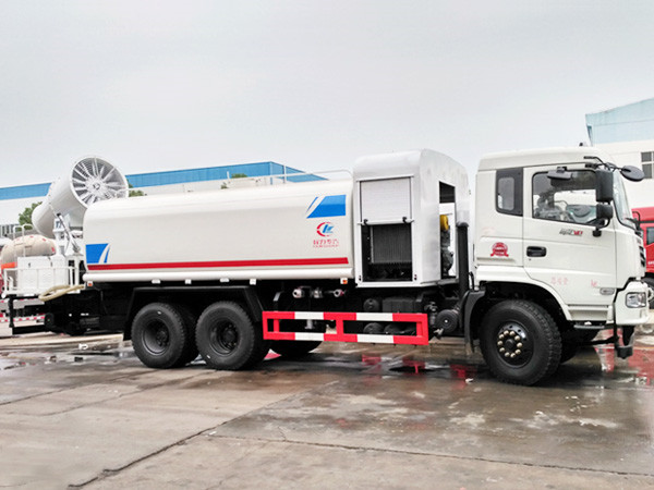 程力威牌CLW5252TDYE5型多功能抑尘车