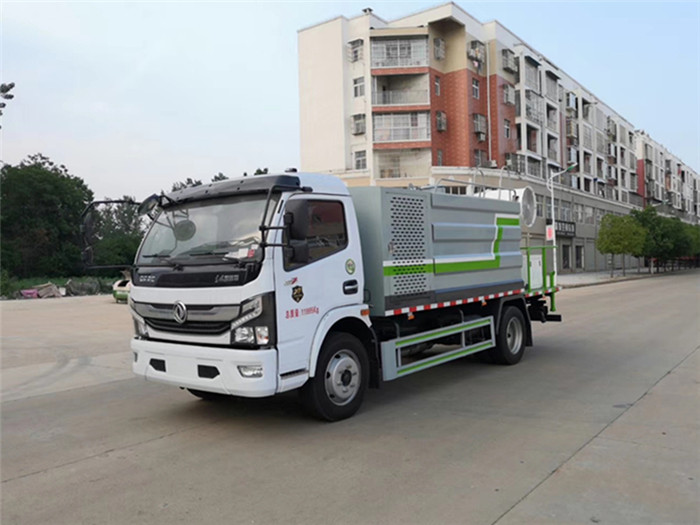 国六东风多利卡5吨抑尘车