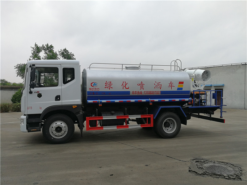 东风12吨绿化洒水车  （东风绿化洒水车厂家）