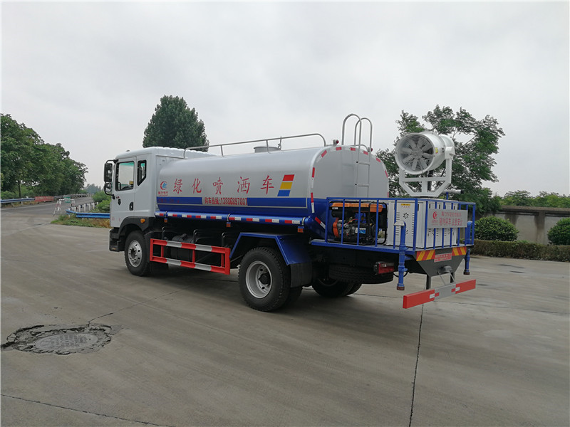 东风12吨绿化洒水车  （东风绿化洒水车厂家）