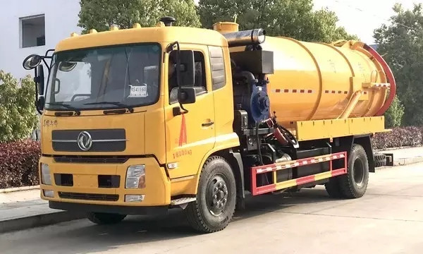 东风天锦高压清洗车的配置