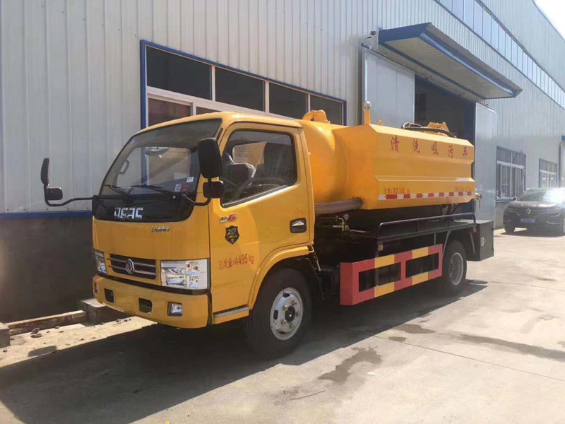 东风小多利卡清洗吸污车