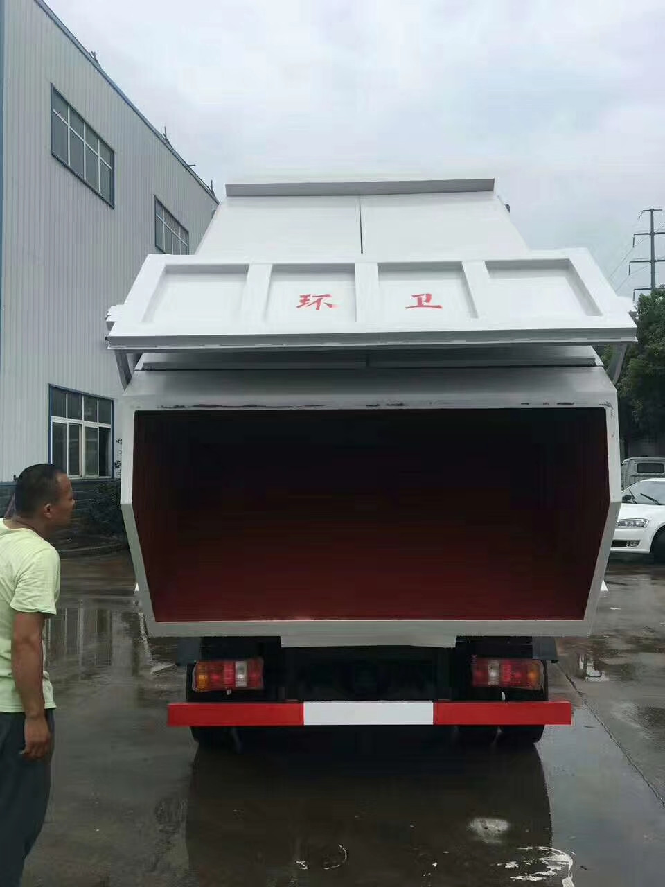 凯马压缩式对接垃圾车