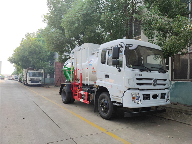 餐厨垃圾车厂家