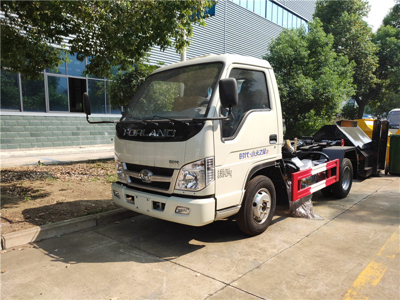 3方勾臂垃圾车厂家