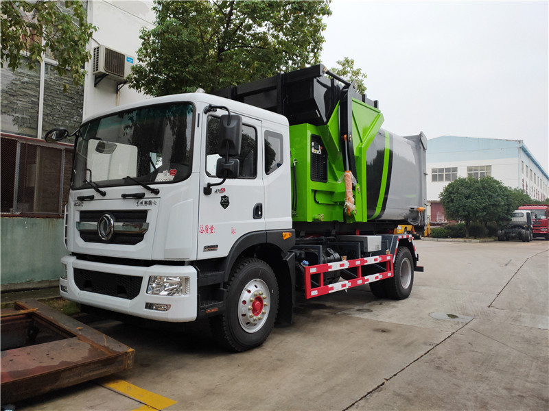 东风D9勾臂垃圾车图片