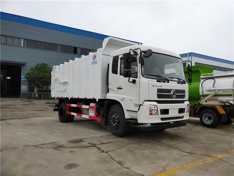 东风天锦对接垃圾车图片