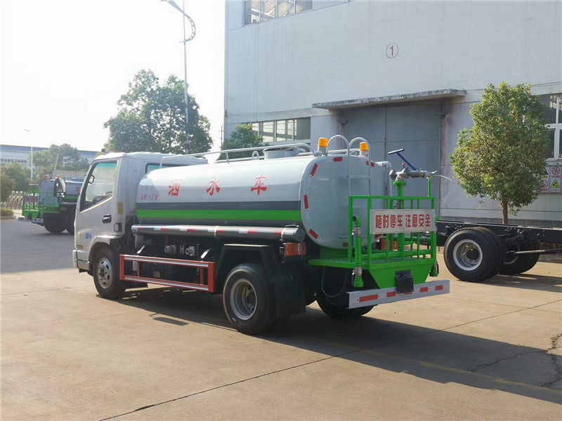 便宜的凯马5方洒水车