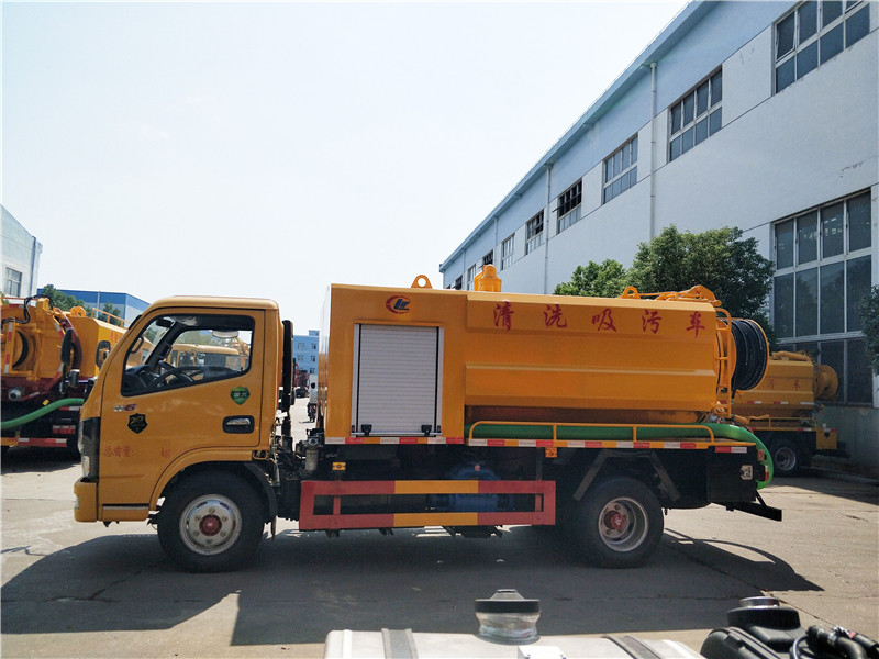 国六清洗吸污车现车
