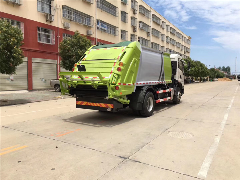 CLW5181ZYSD6型压缩式垃圾车的主要特点咨询15272880490，免费发送资料。