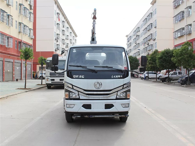 国六小多利卡铁路抑尘车