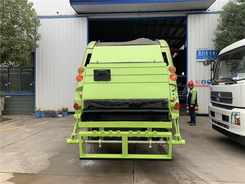 天锦智能压缩垃圾车，一款可以自动诊断故障的压缩垃圾车