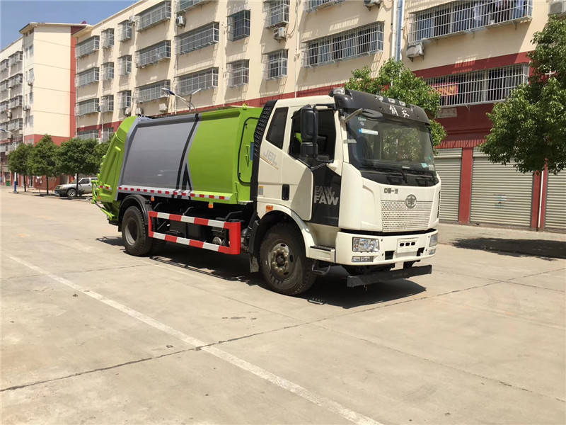 压缩垃圾车多路阀故障分析，主要是由于内部堵塞造成的，厂家直销电话：152-7288-0490邹经理。