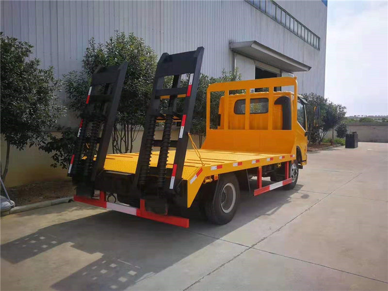 蓝牌平板车厂家直销电话：152-7288-0490邹经理。