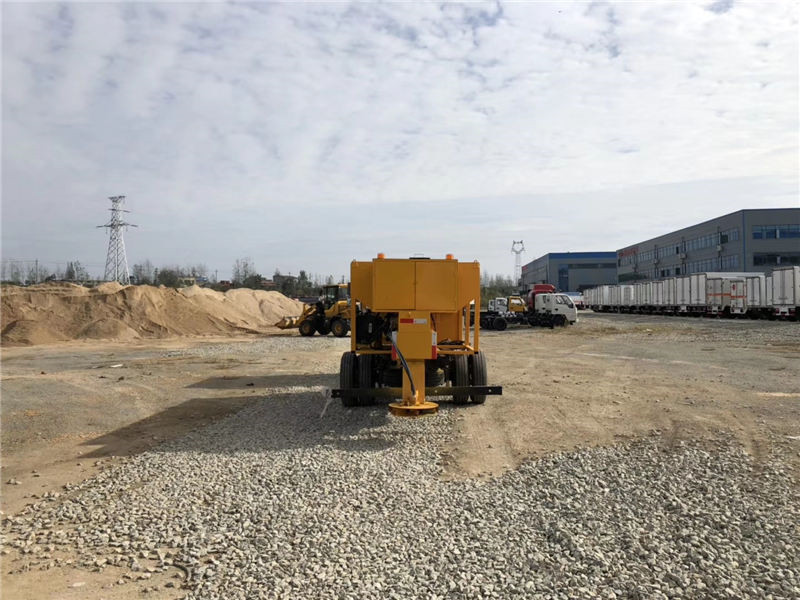 融雪撒布机厂家在哪？