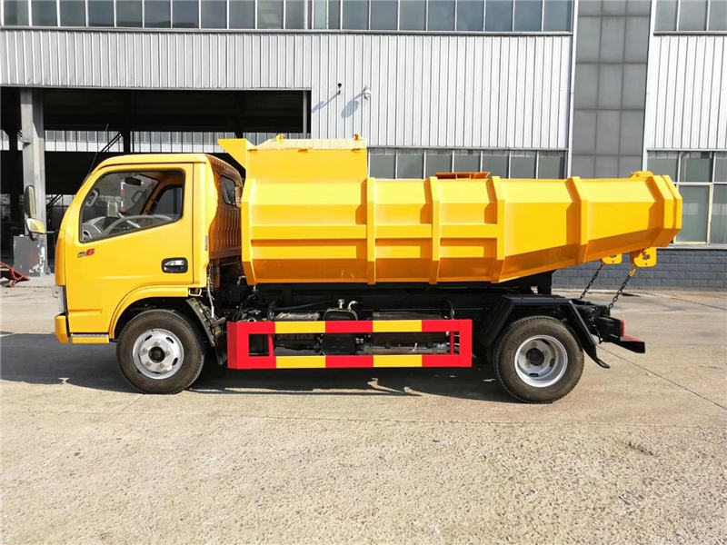 市政清淤车厂家直销电话：152-7288-0490邹经理。