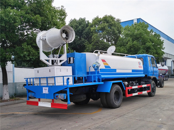 东风153老款13方多功能抑尘车