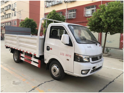 CLW5031CTY5型桶装垃圾运输车