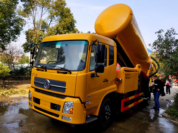 东风天锦14方清洗吸污车