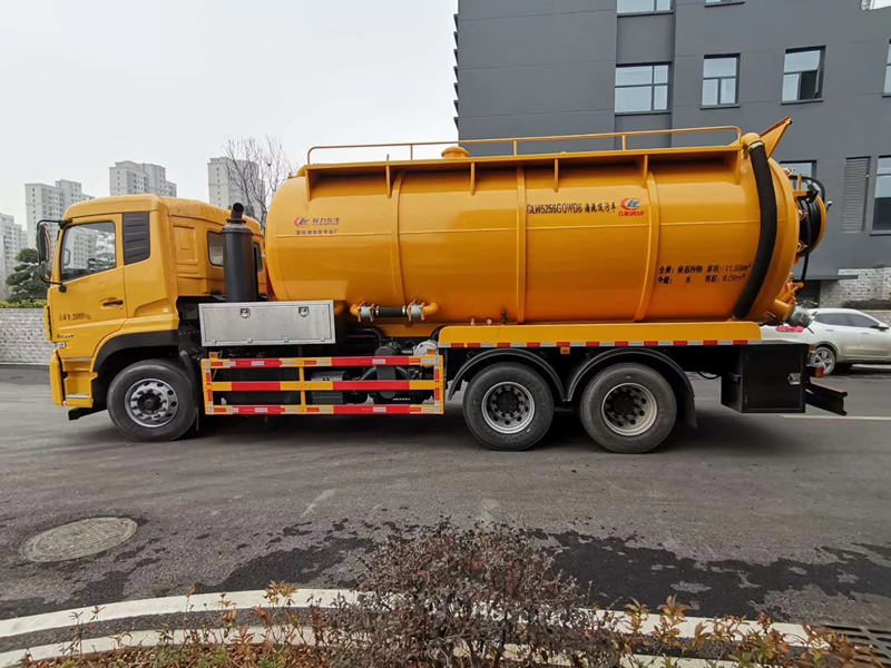 小型清洗吸污车报价
