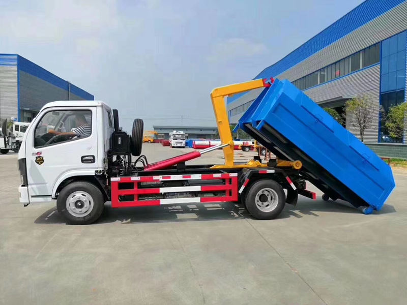 东风勾臂垃圾车配置