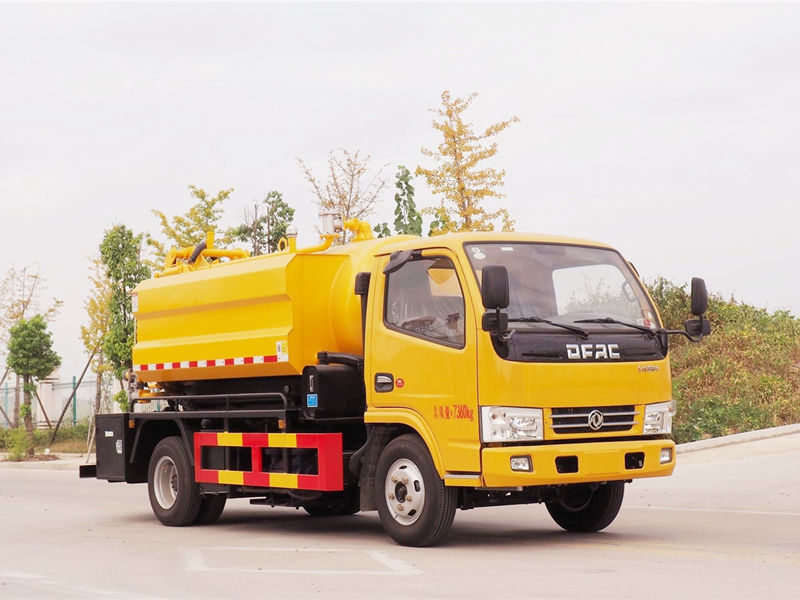 蓝牌疏通吸污一体车