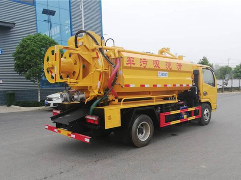 新款东风小多利卡清洗吸污车