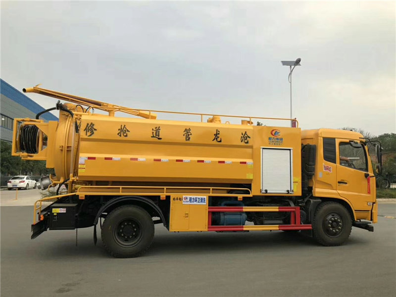 天锦清洗吸污两用车多少钱？