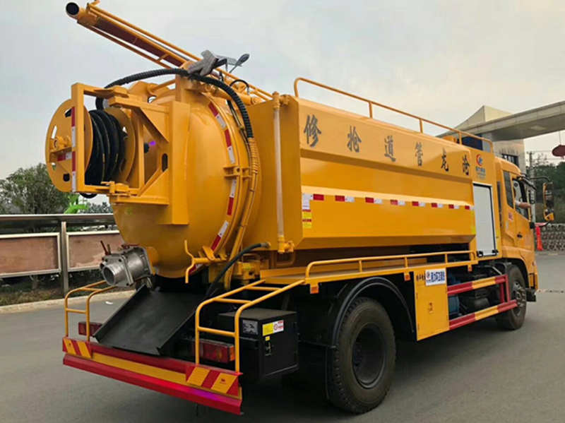 天锦清洗吸污两用车多少钱？