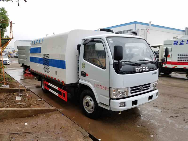 护栏清洗车厂家