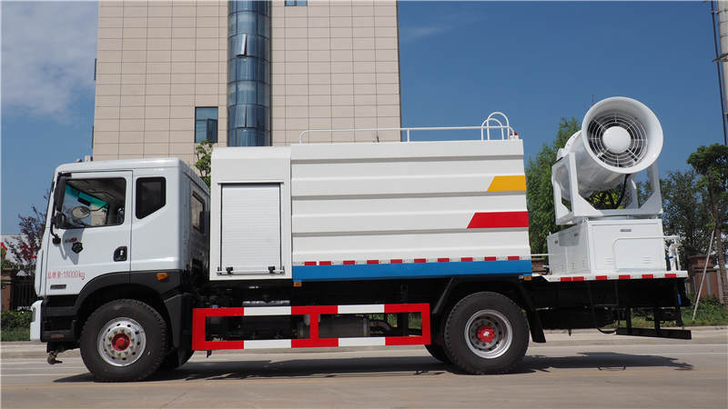 CLW5180TDYE5型多功能抑尘车