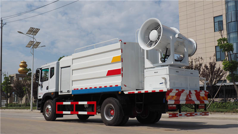 CLW5180TDYE5型多功能抑尘车