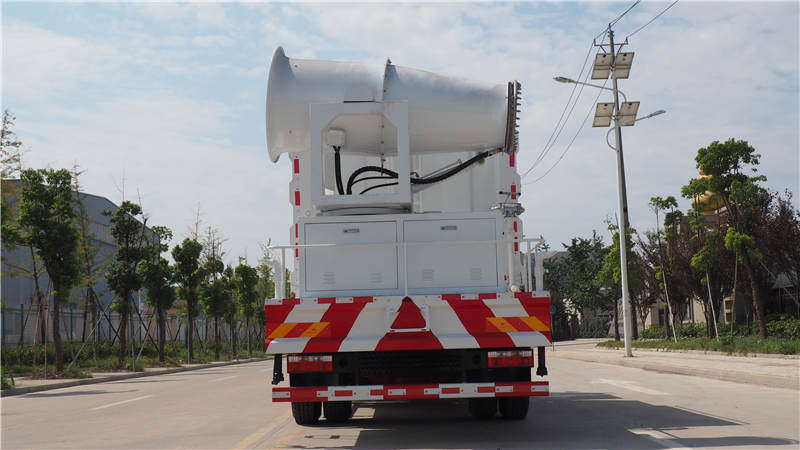 CLW5180TDYE5型多功能抑尘车