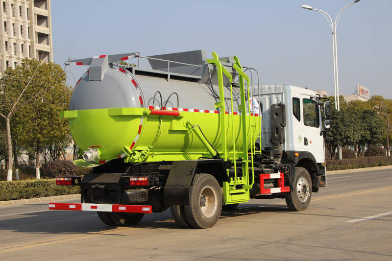 东风多利卡CL5181TCACC6餐厨垃圾车