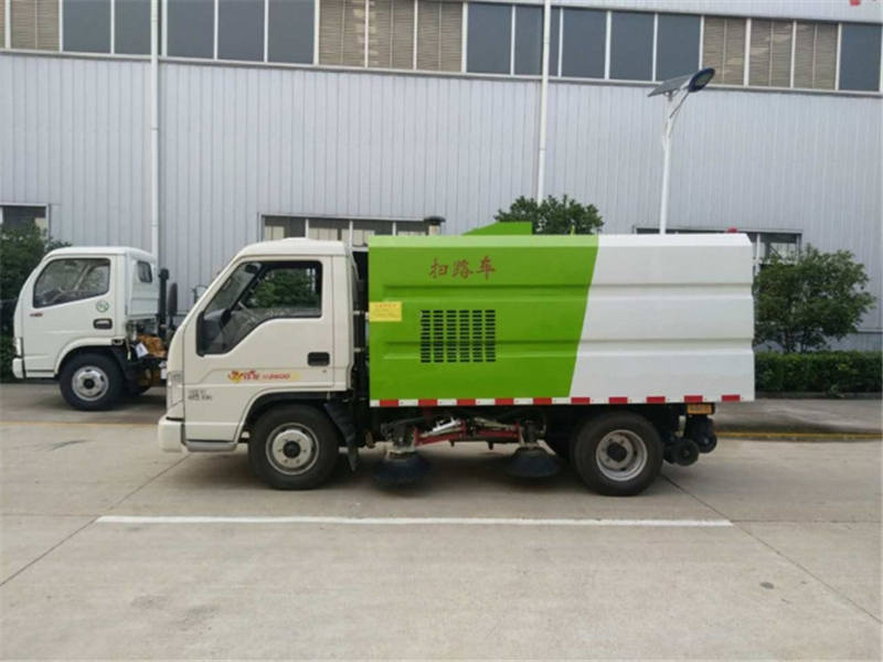 程力威牌CLW5042TSLB5扫路车