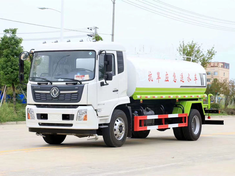 京牌东风天锦（12方）洒水车