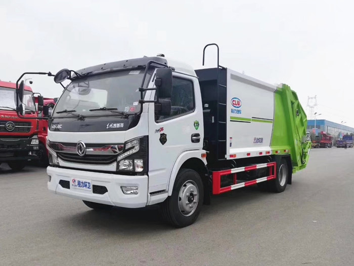 程力威牌CLW5090ZYS6型压缩式垃圾车